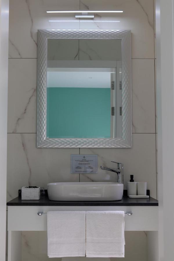 Hotel 100 Boutique Living Rabat Exterior foto